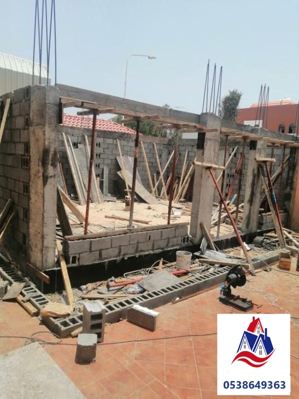 بناء ملاحق ومجالس